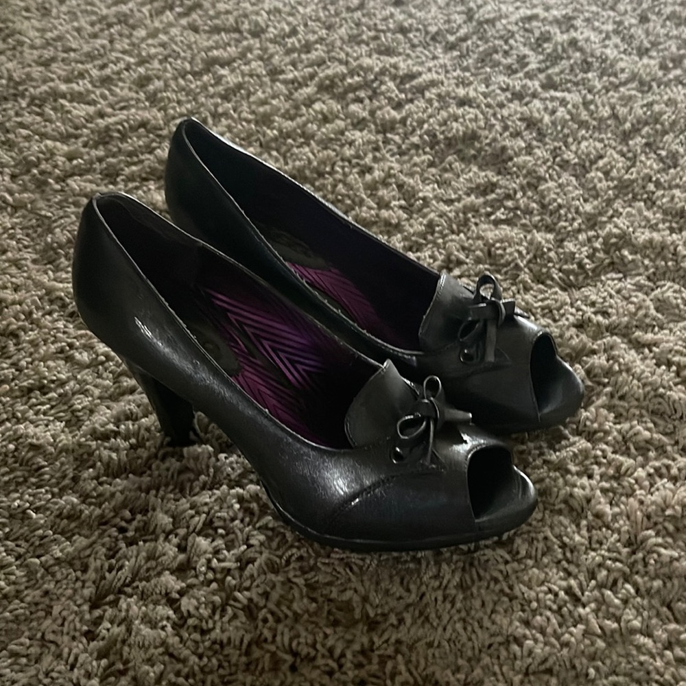 Bongo Platinum open toe heels
